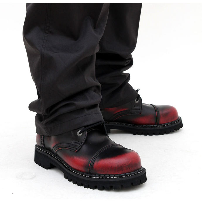 des chaussures KMM - 8dírkové - Noir rouge